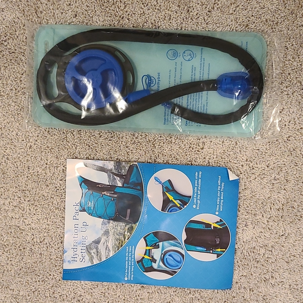 Mothybot 2L Hydration Backpack Black - Picture 3 of 4